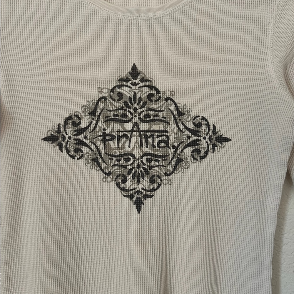 Prana VTG Y2K Cream Long Sleeve Waffle Thermal Tee Ladies Small